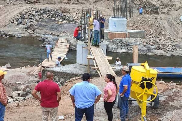 Autoridades del GRUN acompañan de forma presencial proyecto de construcción del puente vehicular sobre el Río Lisawe, en Mulukukú