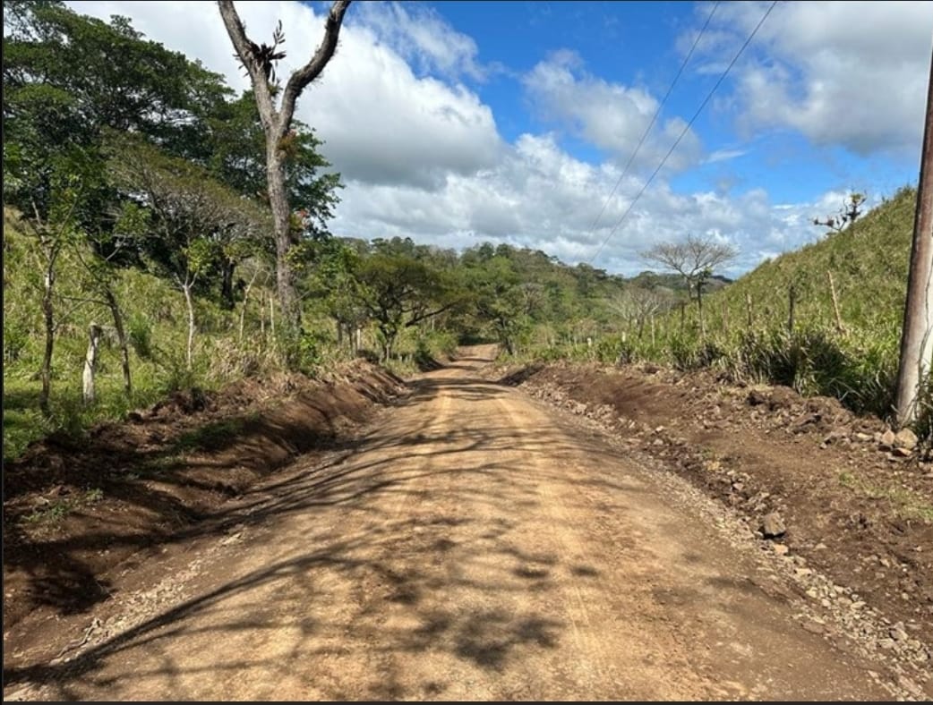 Mejoran caminos productivos en comunidad de Boaco