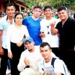 Familias del Municipio de Santo Domingo celebran a la Santa Cruz