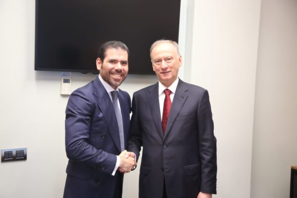 Compañero Laureano Ortega en reunión con General Nikolay Patrushev