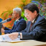 Condecoran con la orden José de Marcoleta al Representante de UNICEF compañero Almeida de Pina