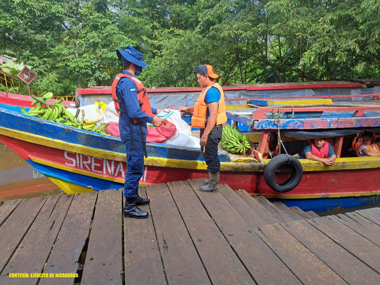 Ejército de Nicaragua brindó protección, seguridad e inspección a flotas pesqueras en puertos nicaragüenses