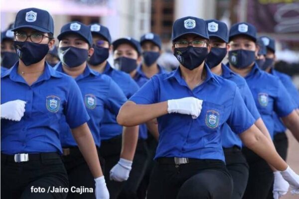 Más mujeres jefas en MIGOB
