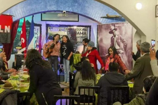 Embajada de Nicaragua en Bolivia celebró el 44/19