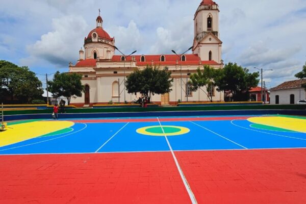 Así luce el parque 3 de julio en Masaya