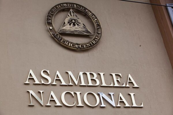 Asamblea Nacional Conmemora el Día del Trabajador de la Salud: Reconociendo su Importante Contribución
