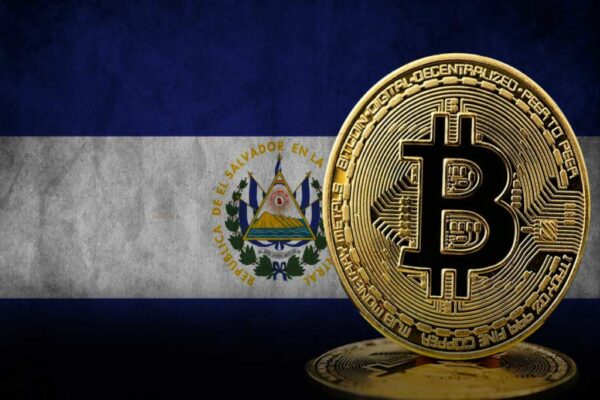 Cae el bitcoin en El Salvador