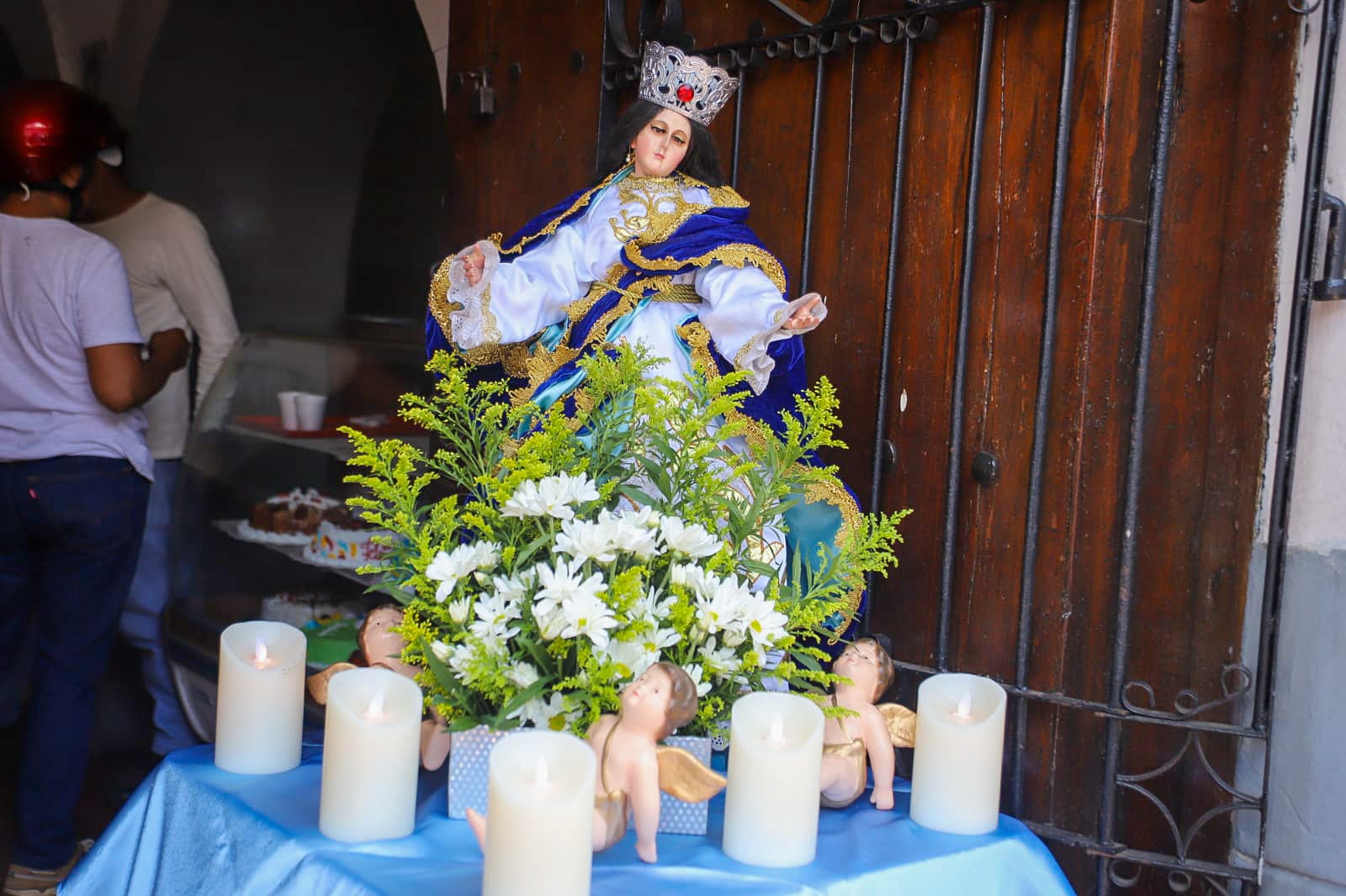 La «Gritería Chiquita»: Una Celebración Llena de Devoción y Tradición en León, Nicaragua
