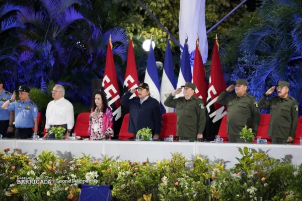 Comandante en jefe del Ejército de Nicaragua reafirma lealtad y compromiso a la institución