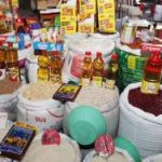 12 productos de la canasta básica mantienen su precio, según el MIFIC