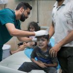 Cirujanos de Gaza se ven obligados a operar sin analgésicos