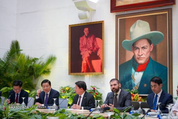 Nicaragua y Vietnam fortalecen lazos de amistad