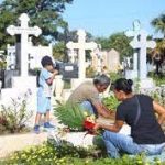 Acciones de salud y prevención en los cementerios nicaragüenses durante el Día de los Difuntos