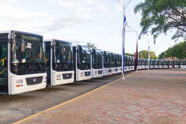 Gobierno Sandinista entrega 250 nuevas unidades de buses para uso de las familias de Managua