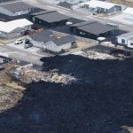 Erupción volcánica en Islandia deja a personas sin hogar por primera vez en más de 50 años