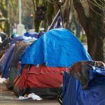 Declaran estado de emergencia en Portland tres años después de la despenalización de las drogas en Oregón