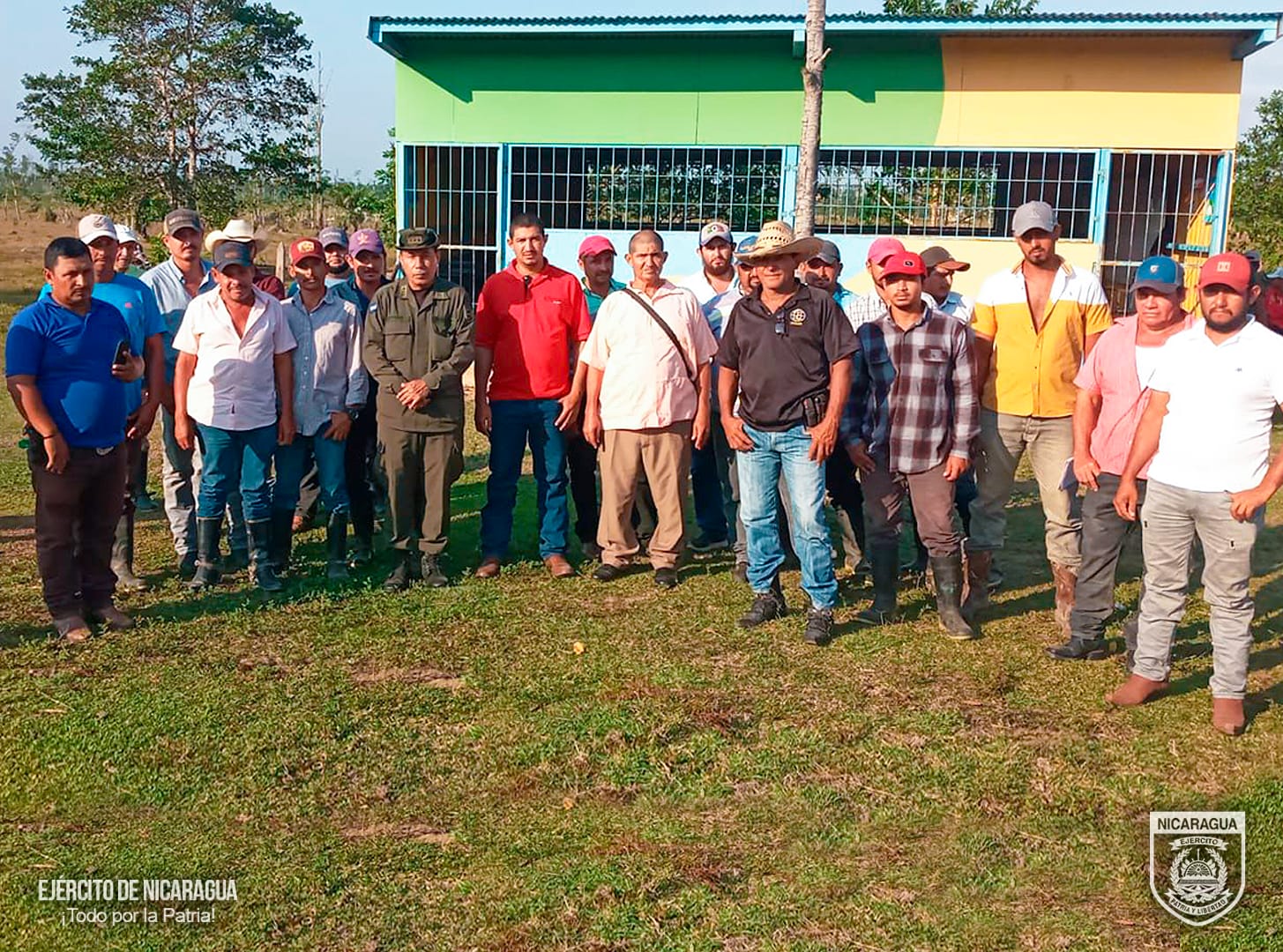 Ejército de Nicaragua Impulsa Plan contra el Abigeato con Productores de Prinzapolka