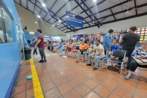 Conoce los requisitos para la solicitud de pasaporte por primera vez y renovación.