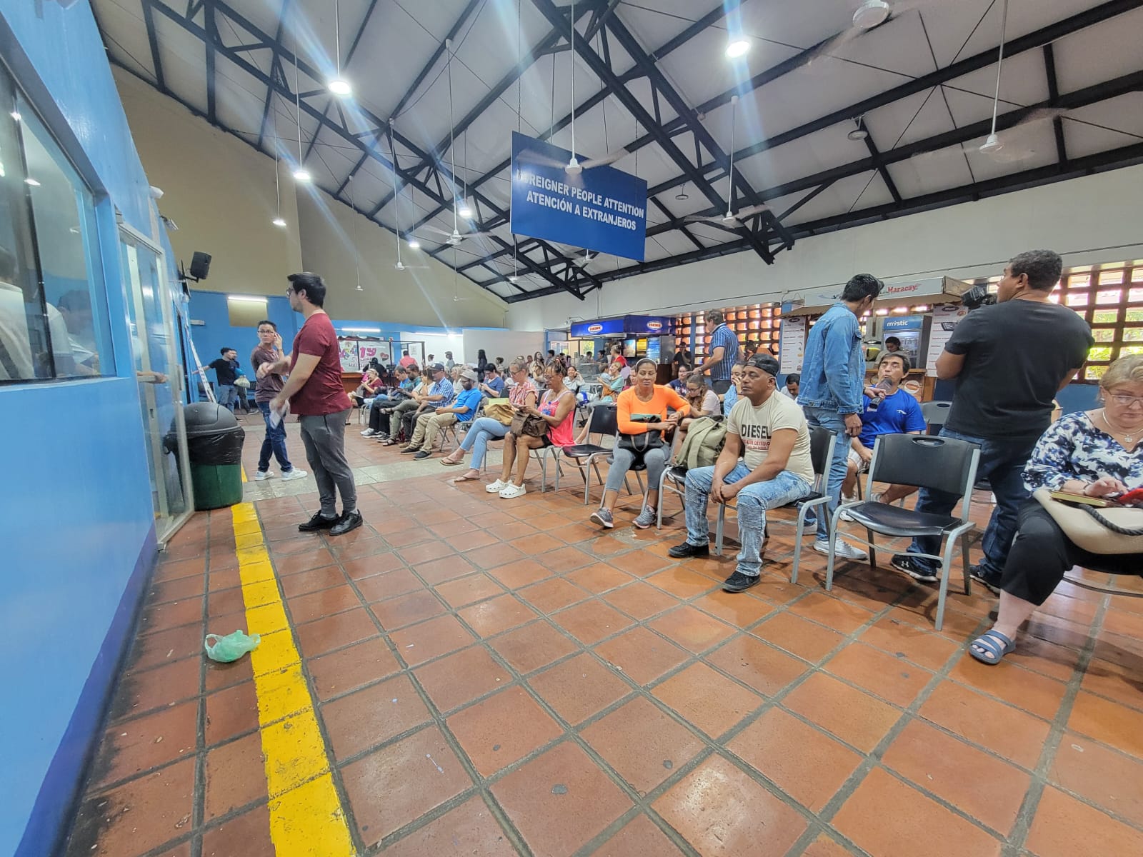 Conoce los requisitos para la solicitud de pasaporte por primera vez y renovación.