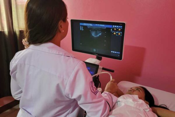 Nicaragua fortalece programas de salud integral para las mujeres con atención gratuita y especializada