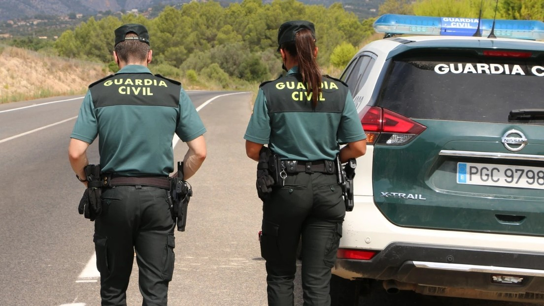 Un hombre mata a sus dos hijas y después se suicida en España
