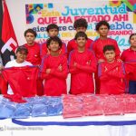 Entrega de uniformes deportivos beneficia a cientos de equipos en Nicaragua