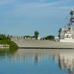 Ejército chino expulsa a un destructor de EE.UU. de una zona en disputa