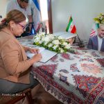 Galería: Firma de Libro de Condolencias en Embajada de la República Islámica de Irán