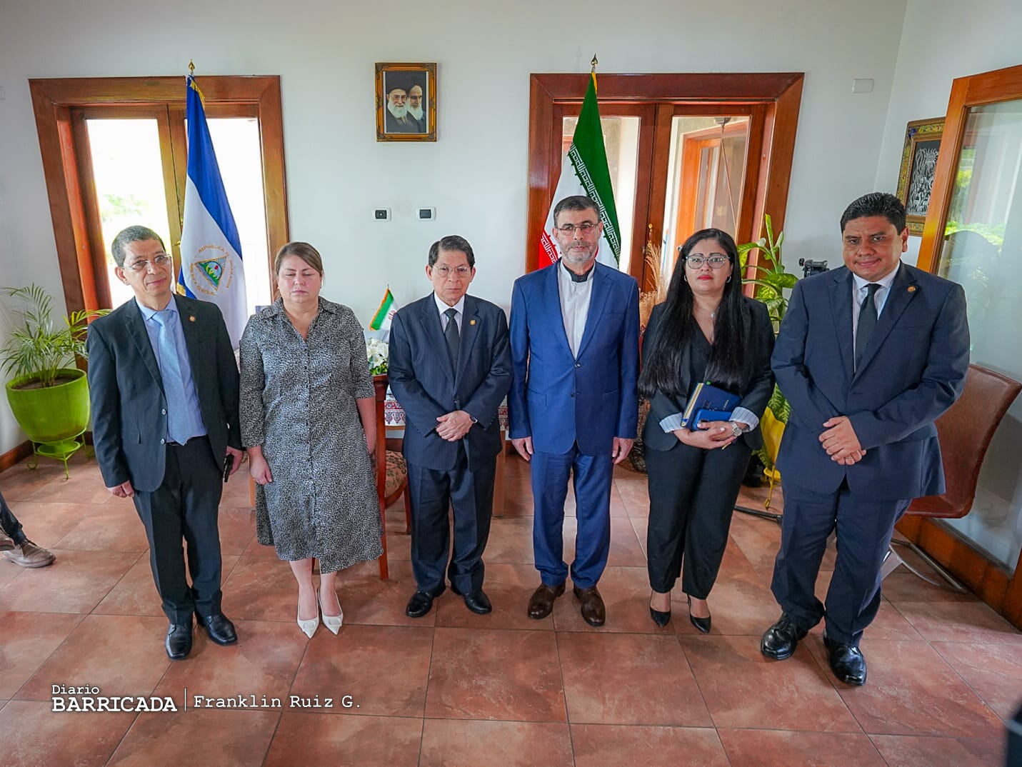 Delegación de Nicaragua firma libro de condolencias en Embajada de la República Islámica de Irán