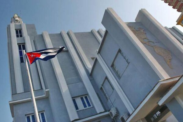 Alertan desde Cuba sobre campaña mediática contra Venezuela