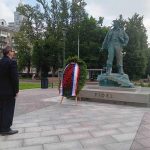 Canciller de Cuba rinde tributo a Fidel y héroes de Rusia