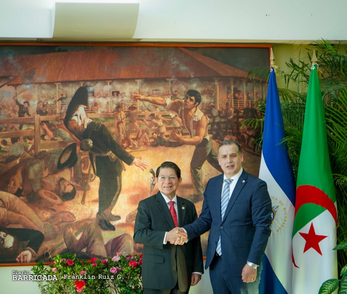 Primer Embajador de Argelia en Nicaragua presenta Copias de Estilo
