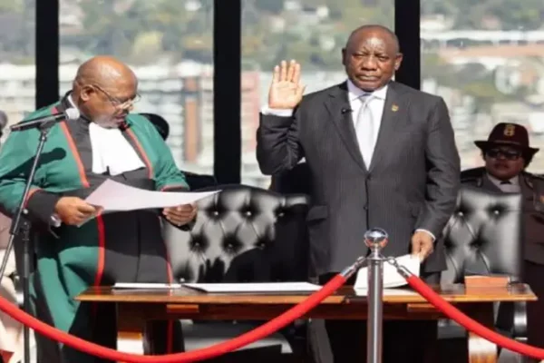 Cyril Ramaphosa jura como presidente de Sudáfrica