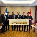 EN REUNIONES EN BEIJING CON INSTITUCIONES Y EMPRESAS CHINAS