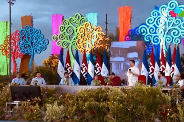 Nicaragua completa la renovación de la flota de autobuses de Managua