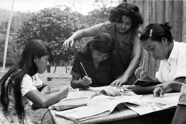 Epopeyas Educativas y Culturales Alfabetización y Educación continua
