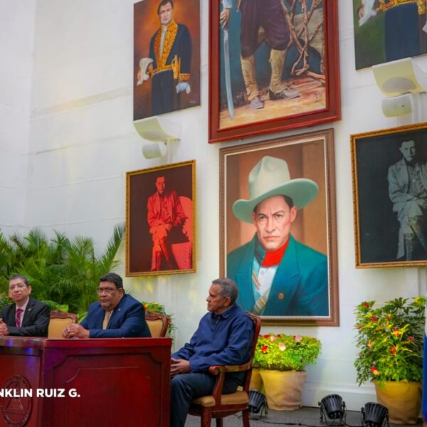 Foto de Galería Fotográfica de la Reunión del Canciller  Valdrack Jaentschke y el Cuerpo Diplomático acreditado en Nicaragua
