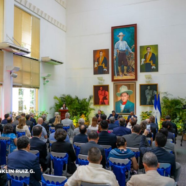 Foto de Galería Fotográfica de la Reunión del Canciller  Valdrack Jaentschke y el Cuerpo Diplomático acreditado en Nicaragua