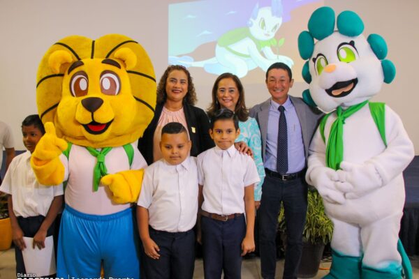 Nuevo Impulso a la Educación Ambiental: Presentación de la Mascota «Xolt» y el rediseño de «Santi»