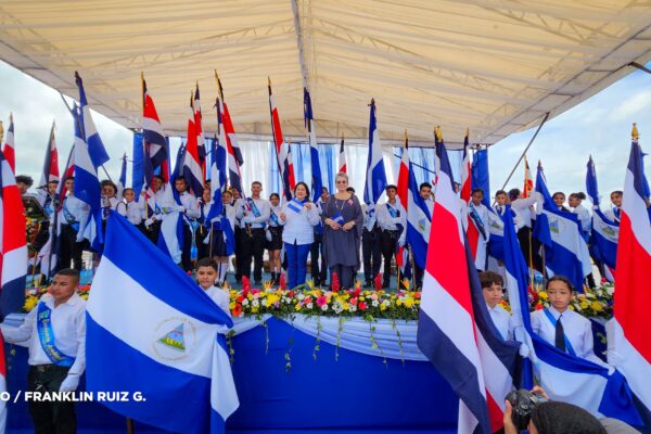 Nicaragua entrega a Costa Rica la antorcha de la Unidad Centroamericana