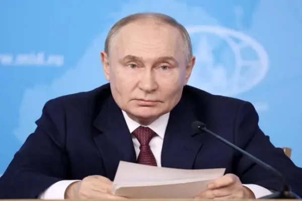 Presidente Putin refuerza apoyo al desarrollo de la ciencia en Rusia