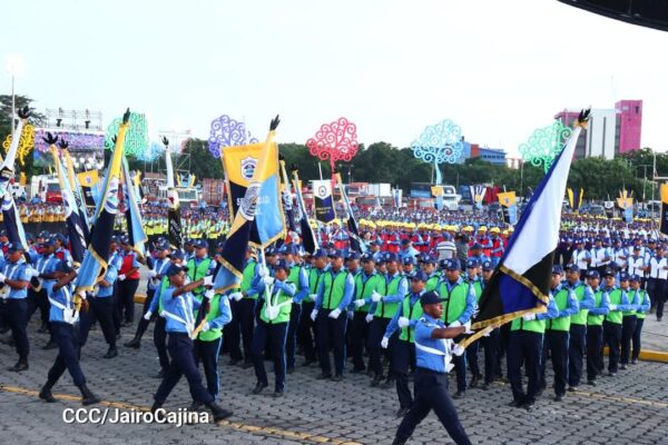 Acto de conmemoración del 45 Aniversario de la fundación del MINT y la Policía Nacional de Nicaragua