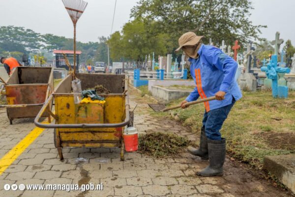 Managua se prepara para recordar a sus difuntos con cementerios renovados este 2 de Noviembre