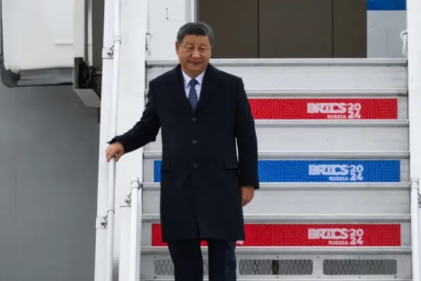 Jefes de Estados y de Gobiernos llegan a la ciudad rusa de Kazán por cumbre de los BRICS