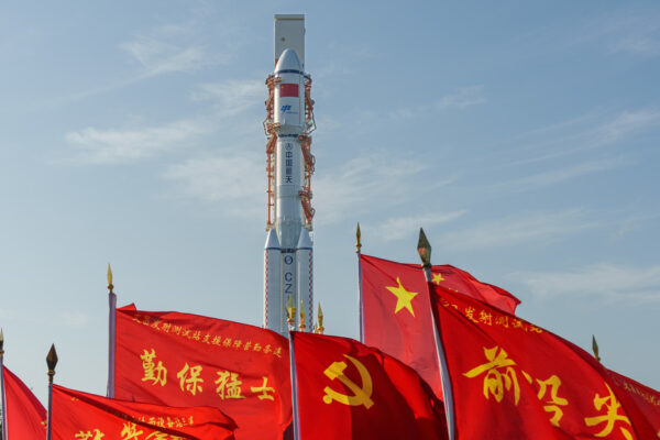 China presenta su plan para convertirse en líder de la carrera espacial