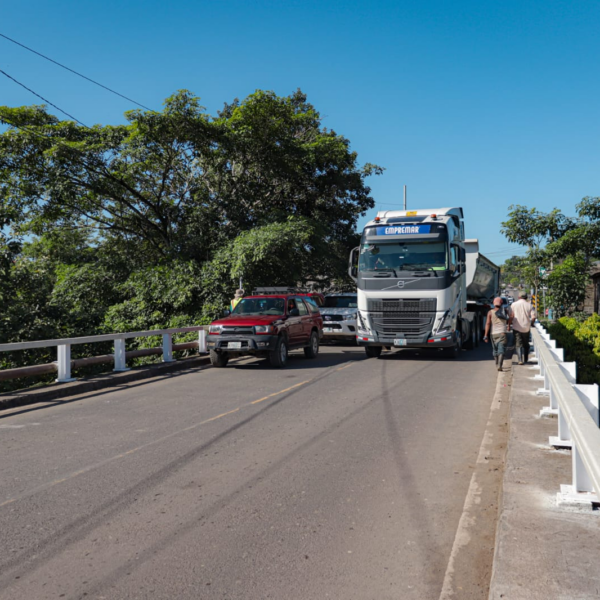 Foto de Galería Fotográfica del inicio de la construcción del puente Mulukuku en la Región Autónoma de la Costa Caribe Norte
