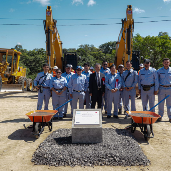 Foto de Galería Fotográfica del inicio de la construcción del puente Mulukuku en la Región Autónoma de la Costa Caribe Norte