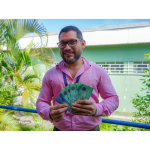 Servidores públicos de Nicaragua reciben salario de noviembre con aumento del 4%