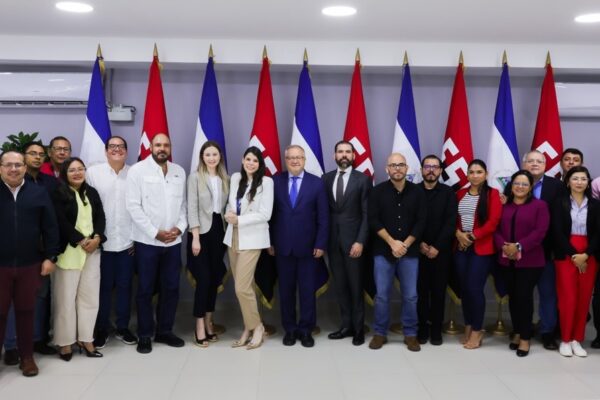 Medios Sandinistas se encuentran con el Embajador de la Federación de Rusia en Nicaragua