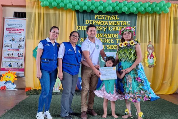 MIFAMILIA Promueve Paternidad Resposable con Amor a la Madre Tierra